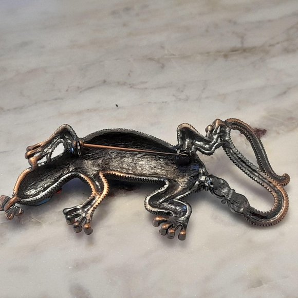 4 inch Turquoise and Red Crystal Gecko Brooch - Picture 8 of 11